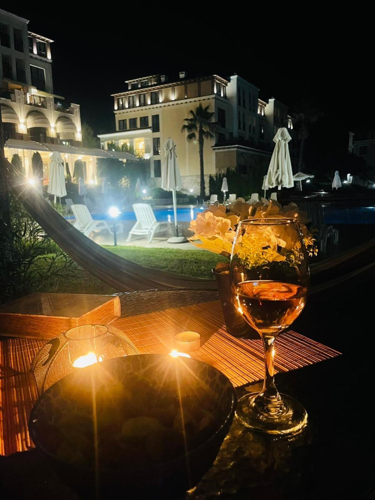 Apartament Private Art - Ground Floоr With Terrace And Patio Just Infront Ot The Pool - Just Infront Of Kavatsi *